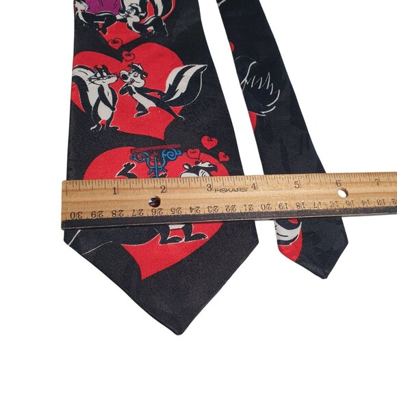 Looney Tunes Mania Necktie Pepe Le Pew Romance Heart Valentine Love Silk Cartoon - Picture 3 of 5